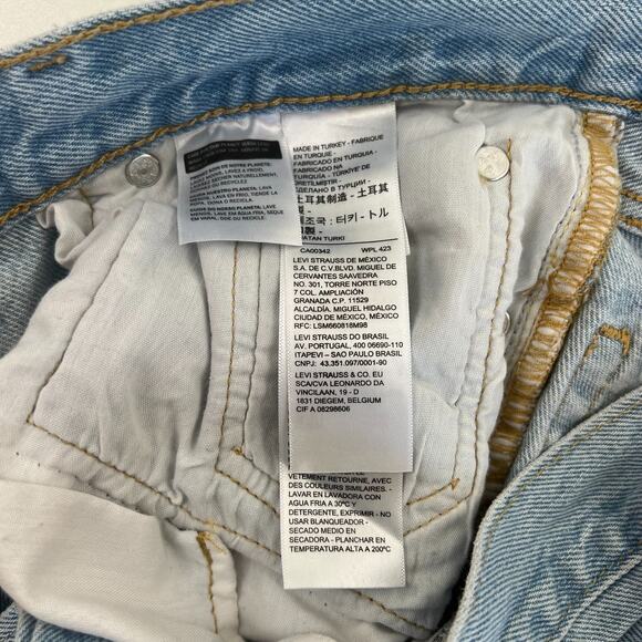 Levi's Premium Women 501 Original Button Fly Cropped Jeans 31x28 Blue NWT - Picture 13 of 15